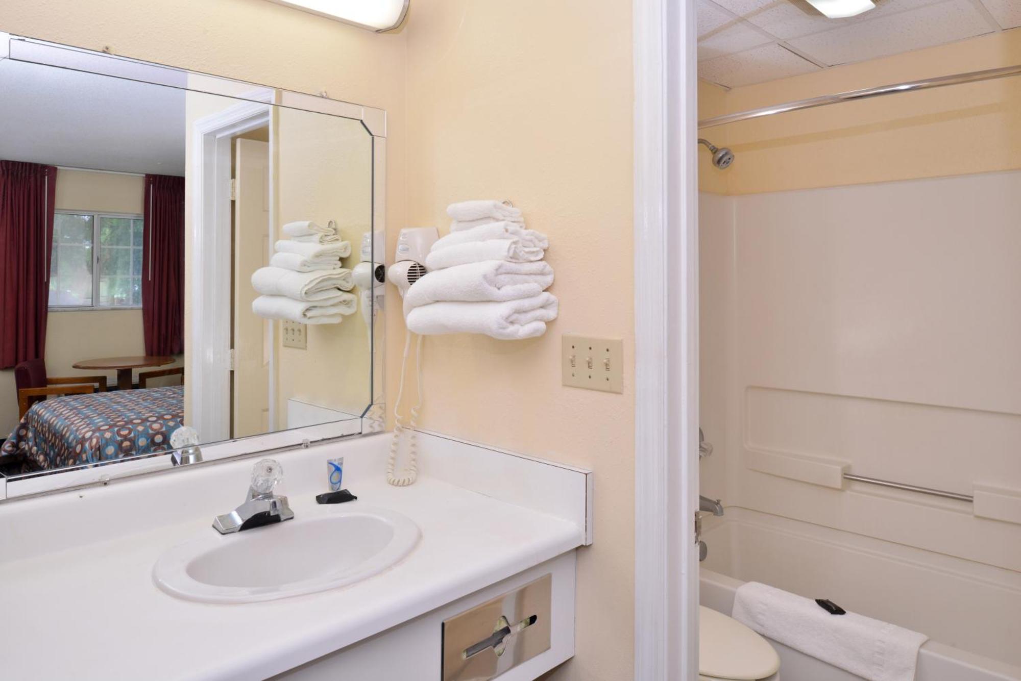 Americas Best Value Inn Edenton Екстер'єр фото